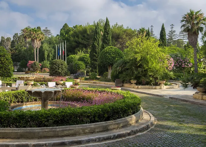 Corinthia Palace Malta Отель Аттард